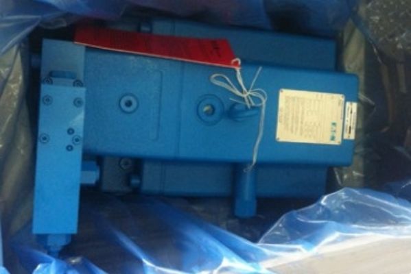PVXS066-250ES泵尺寸，伊頓威格士PVXS系列變量柱塞泵